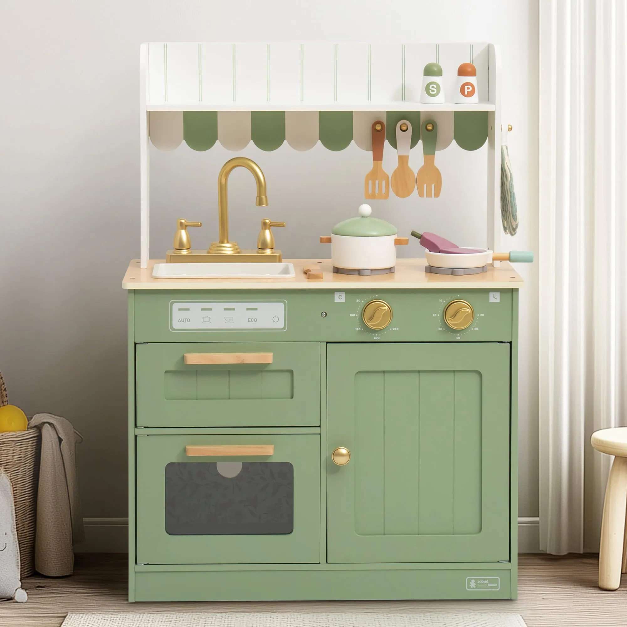 The Little Chef’s Vintage Floral Kitchen
